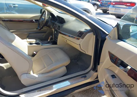 2011 Mercedes-Benz E 350 z USA, uszkodzony, nr VIN WDDKK5GF0BF089519